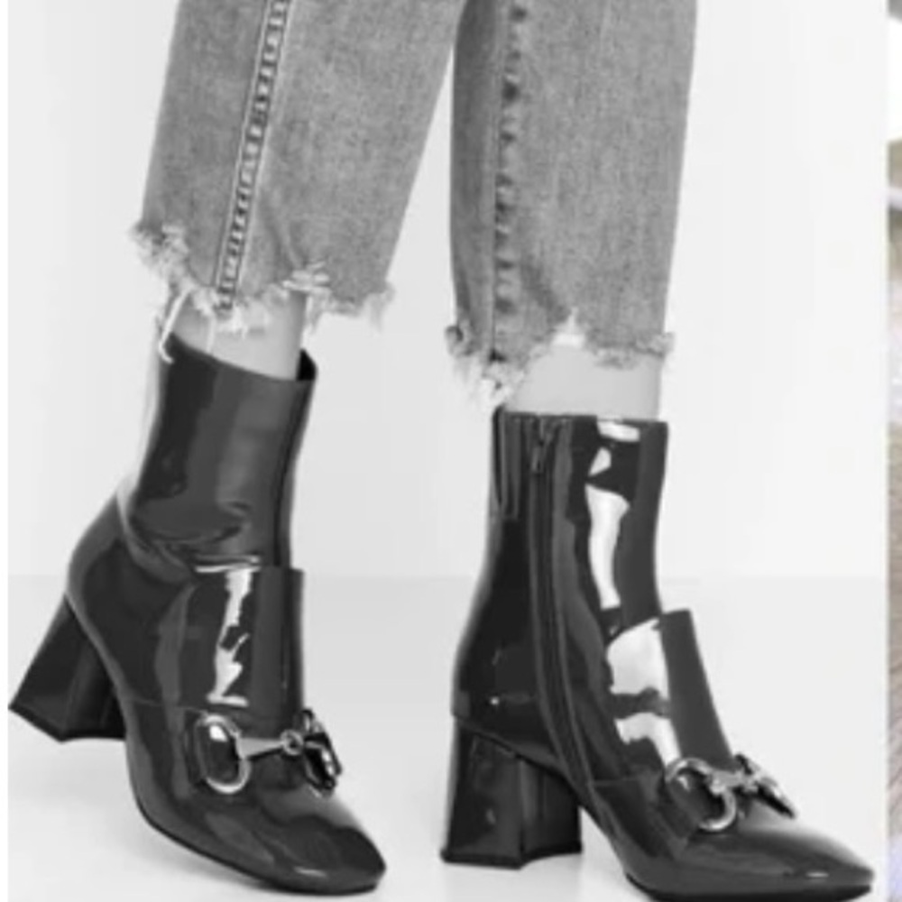 Jeffrey Campbell Denevue Black Patent Boots Size 9